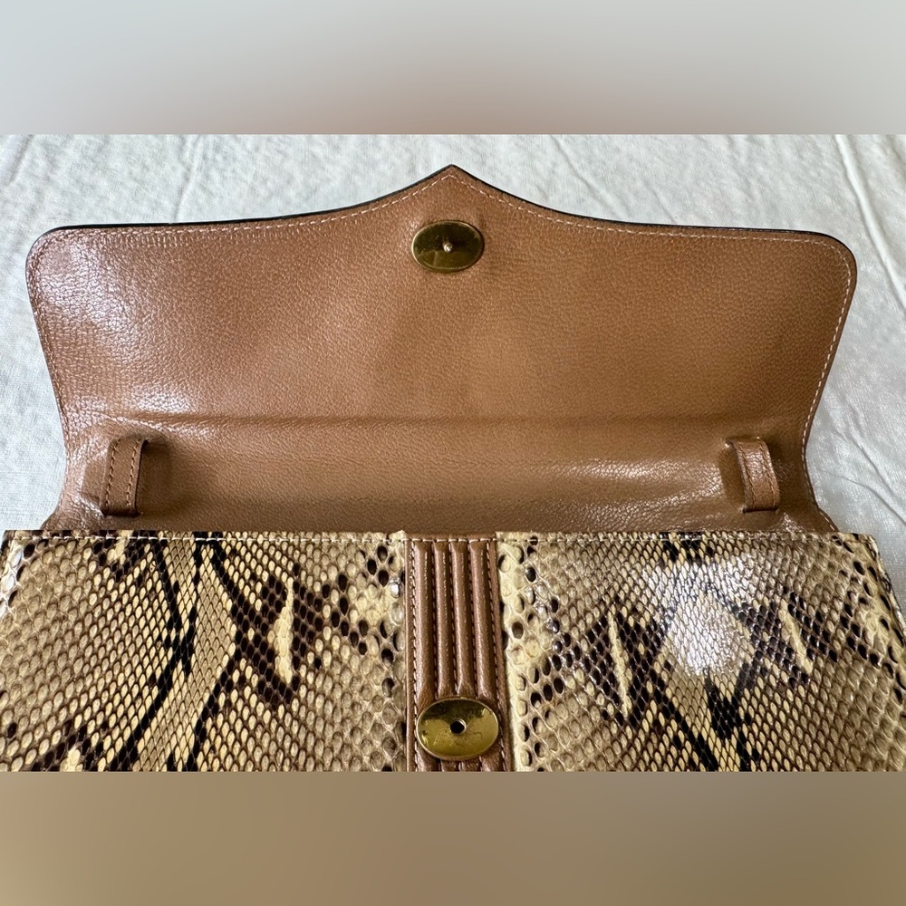 Vintage Yves Saint Laurent (YSL) clutch/ crossbody bag - Picture 4 of 16